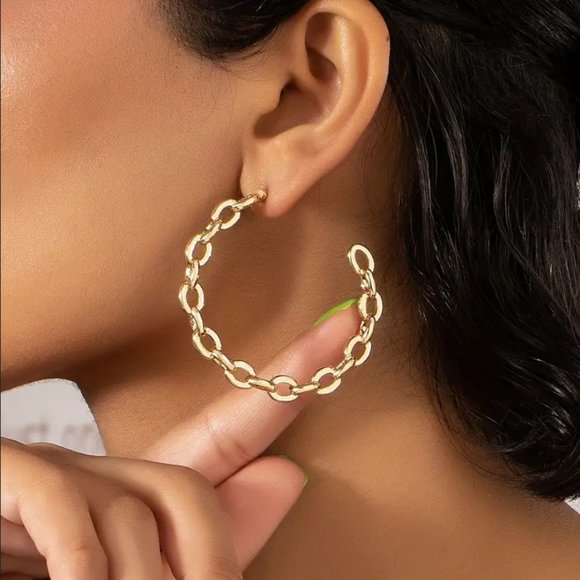 18K Gold Large Chain Link Womens Semi Hoop Earrings 2\